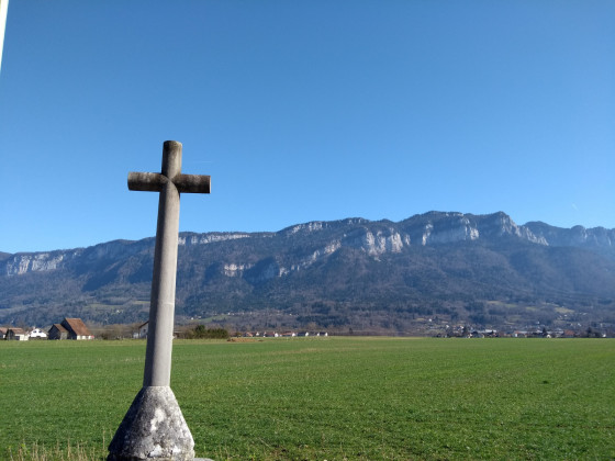 Croix de la grande pièce