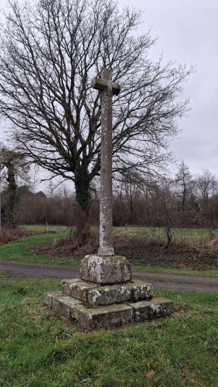 Croix de Montomblay (Croix de chemin)