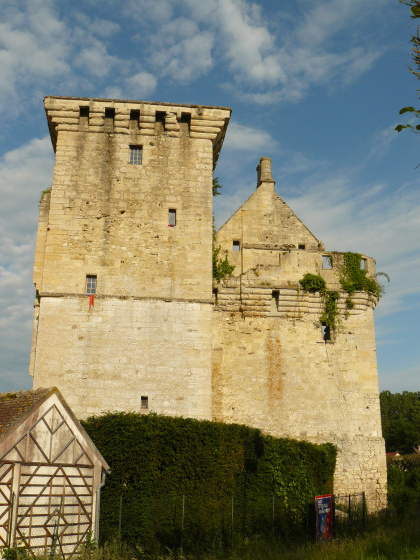 Crouy sur Ourcq. Le donjon