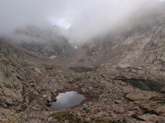 Dans la Comba della Valletta: Laghi della Paur