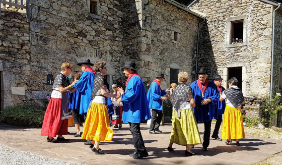Danse folklorique occitane