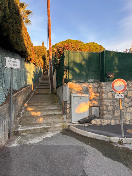 Départ dans la montée