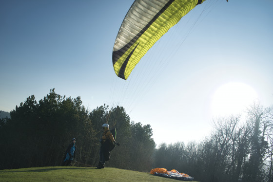 Depart saut en parapente