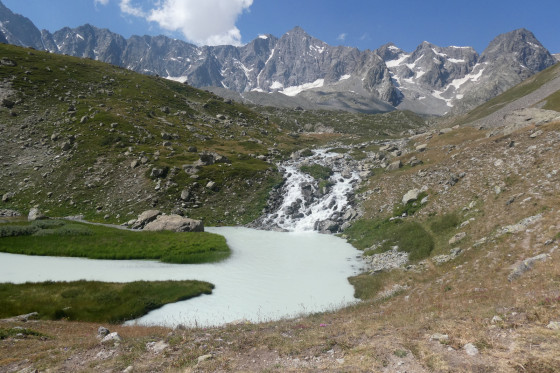dernier des petits lacs avant le col d\'Arsine