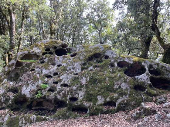 Des rochers &eacute;tonnants