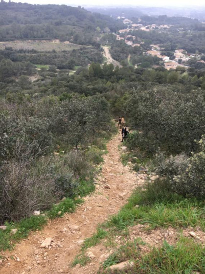 descente vers l'ancien aqueduc