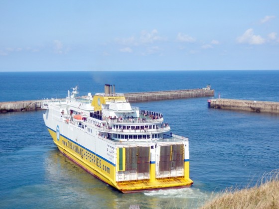 Dieppe entre la plage et le port