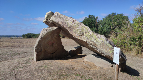 Dolmen de la pierre couverte