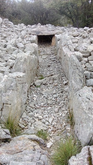 Dolmen des Cazarils