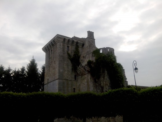 Donjon du Houssoy