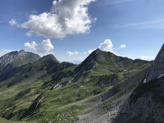 Du Col des Porthets, en direction du Lac du Charvin