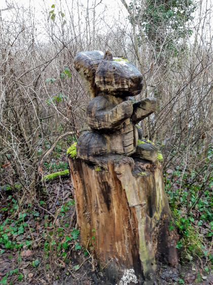 Ecureuil sculpt&eacute;