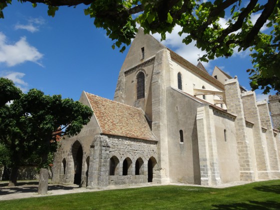 Eglise de Champcueil