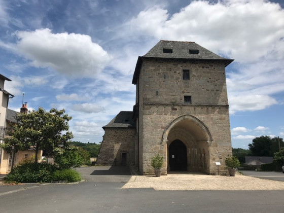 Eglise de Lagraulière