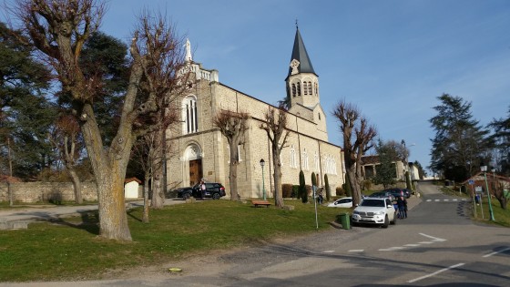Eglise de st bonnet les oules