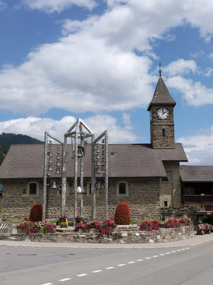 Eglise et carillon de Morgins