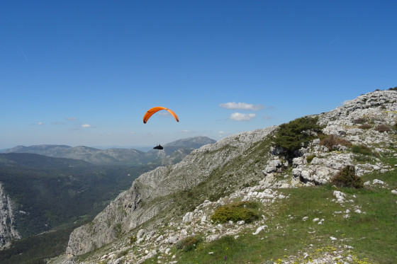 En arrivant sur la crête