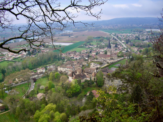En montant