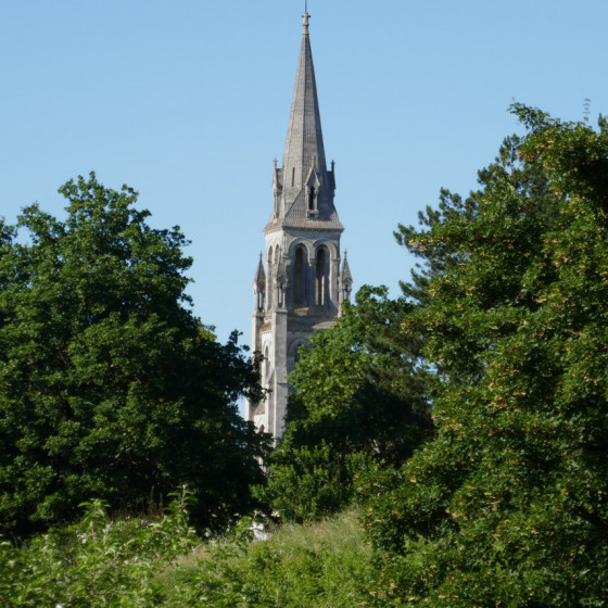 Encore l\'église de Bassens