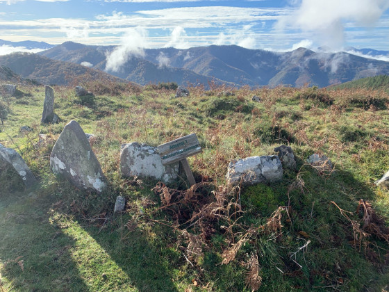 Encore un cromlech