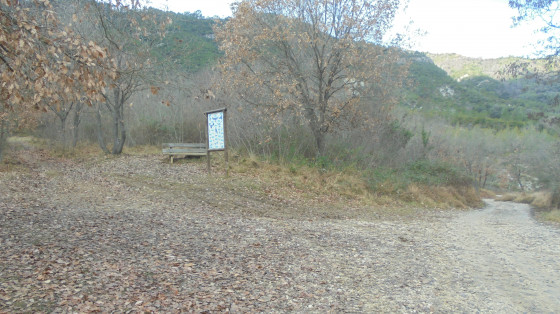Entrée de la forêt domaniale du Paillon.