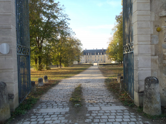 Entrée du Château de Passy