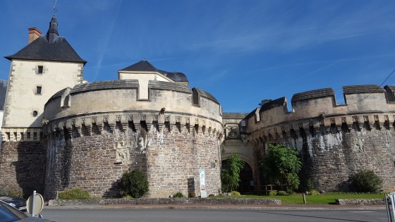 Entr&eacute;e du ch&acirc;teau