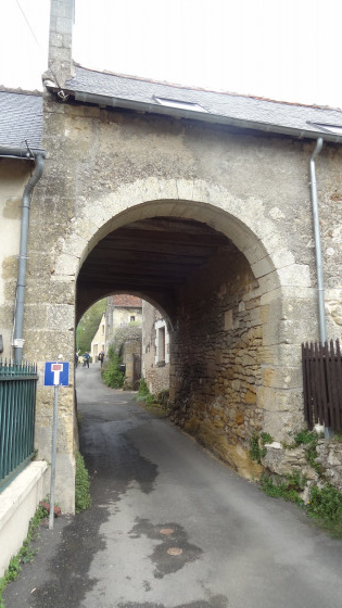 Entrée du village de Jautrou
