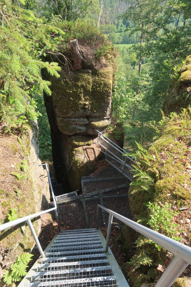 escalier du rocher du petit moulin