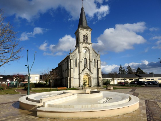 esplanade devant l\'église
