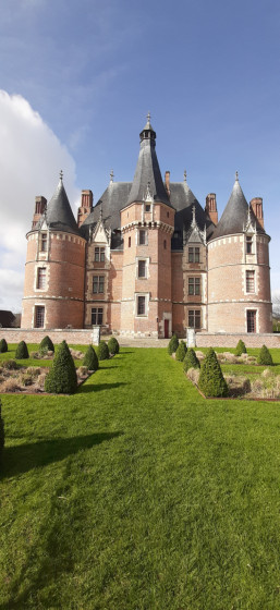 Fa&ccedil;ade arri&egrave;re du ch&acirc;teau de Martainville