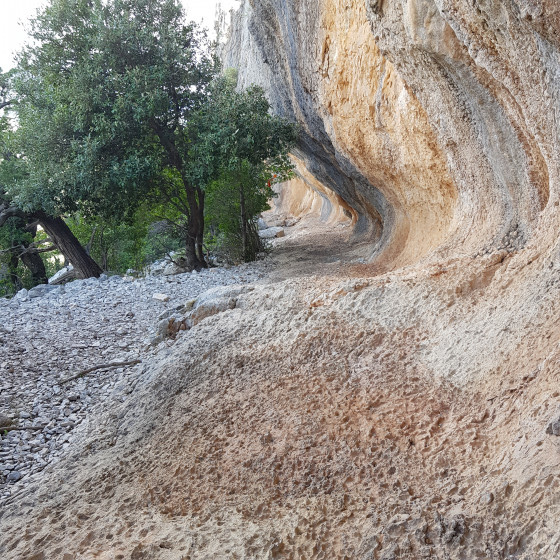 Falaise près du site de Tiscali