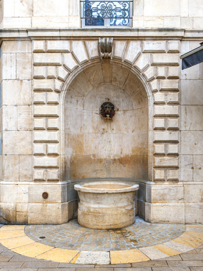 Fontaine à la tête de Lion