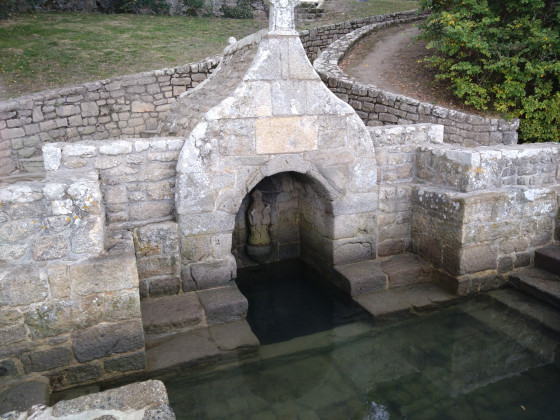 Fontaine de dévotion dite de Saint-Cado