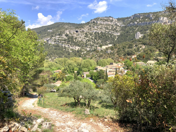 Fontaine de Vaucluse village