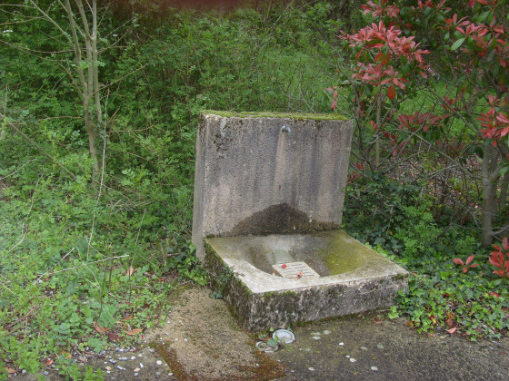 Fontaine eau potable camping de Truscas
