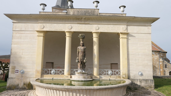 Fontaine lavoir du DEO