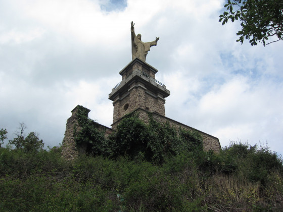 Galtz. Statue du Christ.