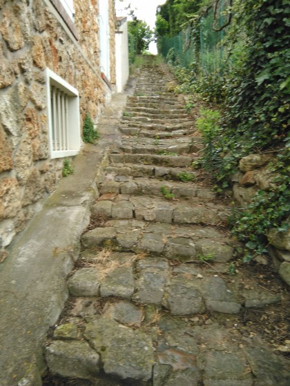 Grand escalier à Rennemoulin