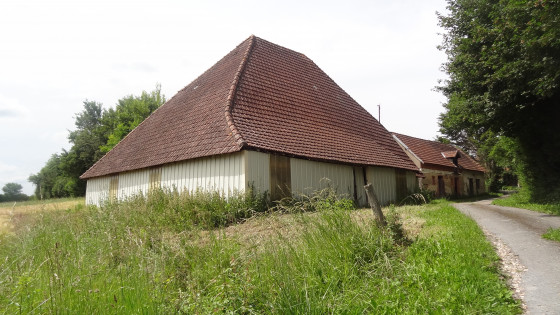 Grange pyramidale au lieu-dit les Quaires
