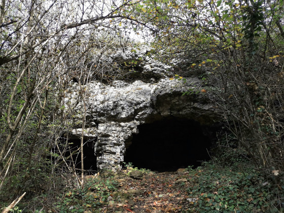 Grotte des Chambrettes