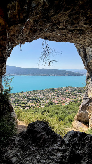 Grotte des Sarrazins