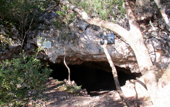 Grotte du Maquis