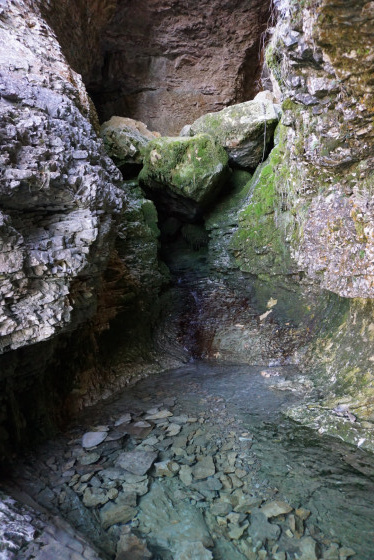 Grotte inondée