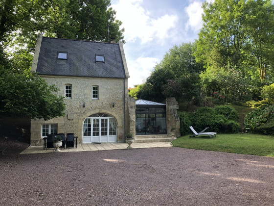 Habitation superbement bien restaurée en gîte