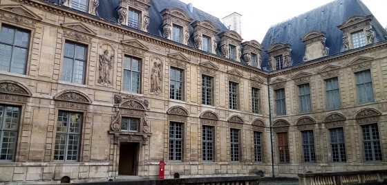 Hôtel de Sully