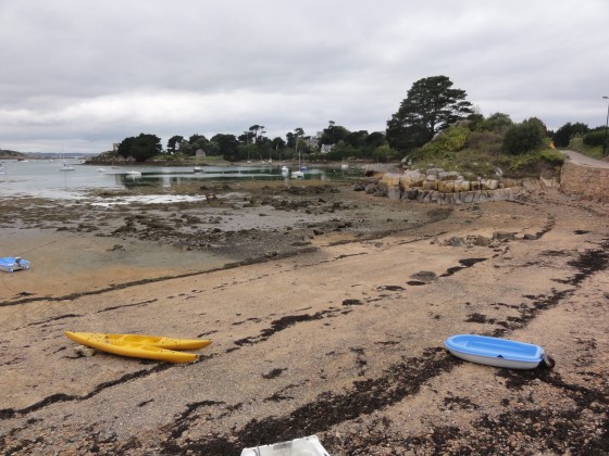 Ile de Bréhat plage près de Kérarguillis.