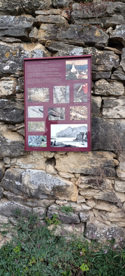 Istein mur en pierres s&egrave;ches