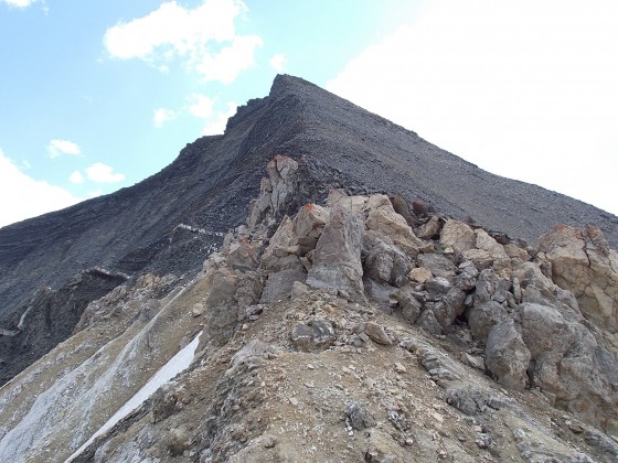 l\'arête sous le pic nord de la Buffe