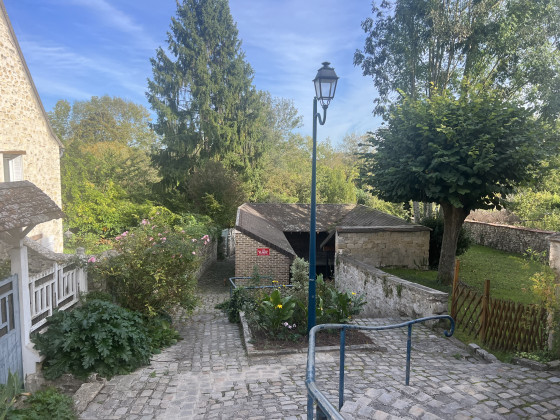 Lavoir &agrave; Vaur&eacute;al